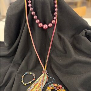 Elegant Multicolor Beaded Necklace and Bracelet Set